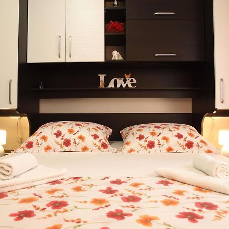 Apartman Mario Makarska Exterior photo