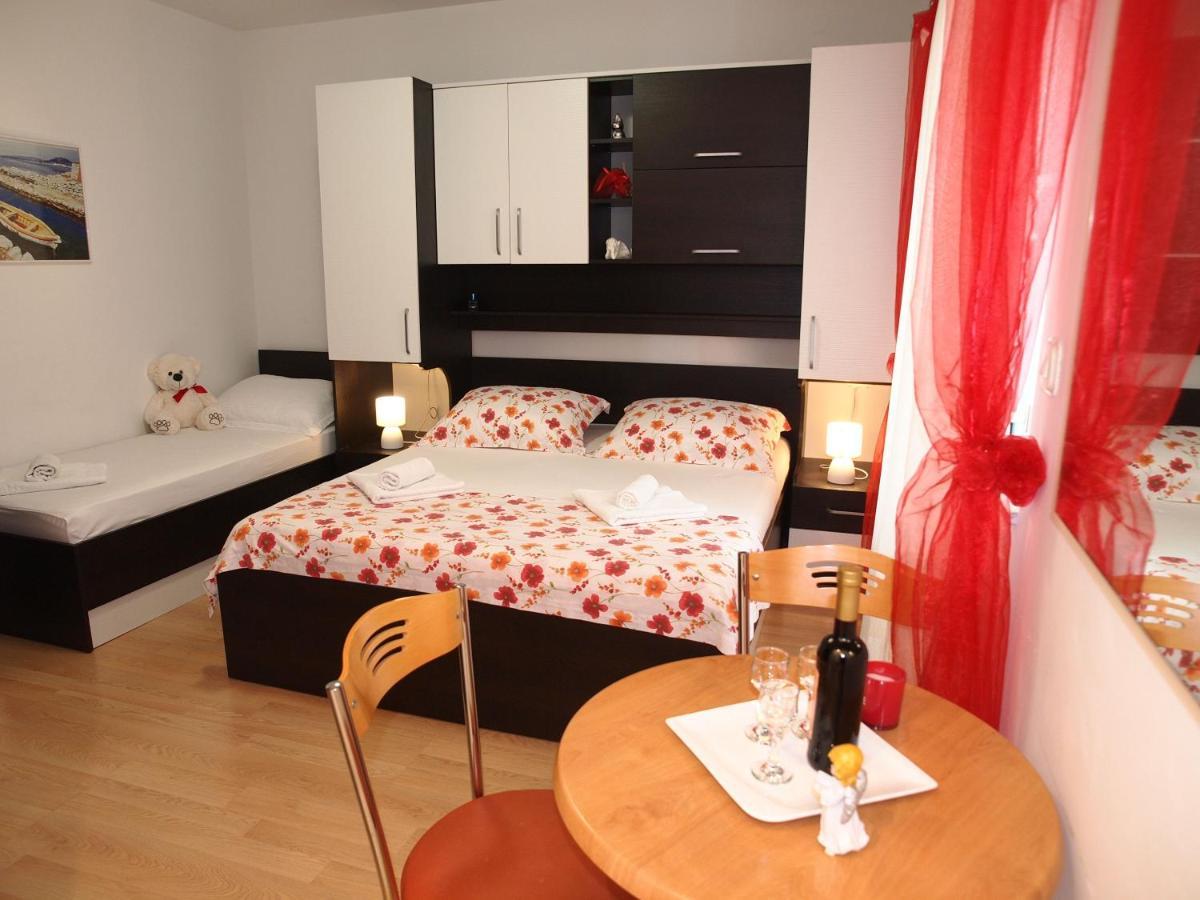 Apartman Mario Makarska Exterior photo